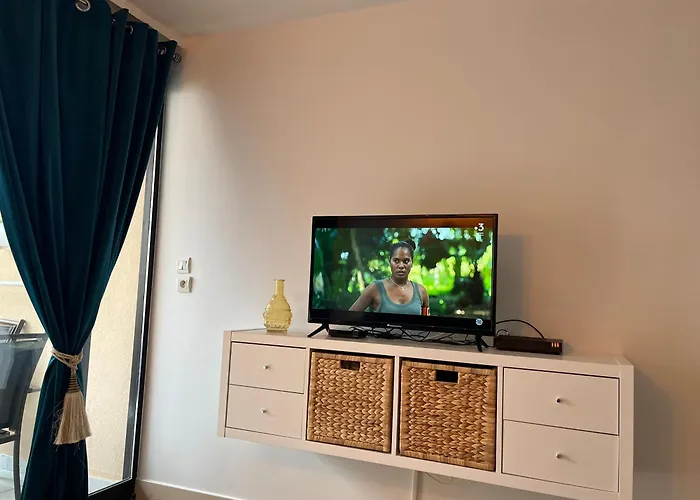 Superbe Appartement Une Chambre Vue Mer Piscine Tennis